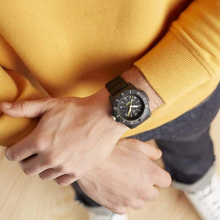 Navy SEAL, 45 mm, Dive Watch - 3601, Mood image with worn wrist watch