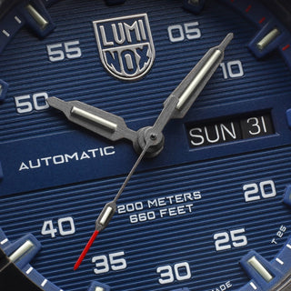Master Carbon SEAL Automatic, 45 mm, Military Dive Watch - 3863, Detail view of the watch dial 