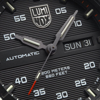 Master Carbon SEAL Automatic, 45 mm, Military Dive Watch - 3875, Detail view of the watch dial 