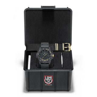 Master Carbon Seal ‘No One Left Behind’ Limited Edition 888 Pieces, 46MM, - XS.3805.NOLB.SET